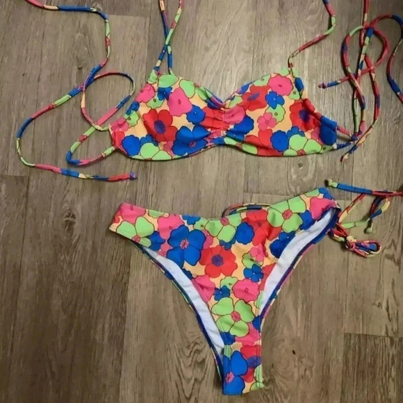 NEW! “Groovy, Baby” Front Tie Floral Bikini Bottom - Picture 8 of 10
